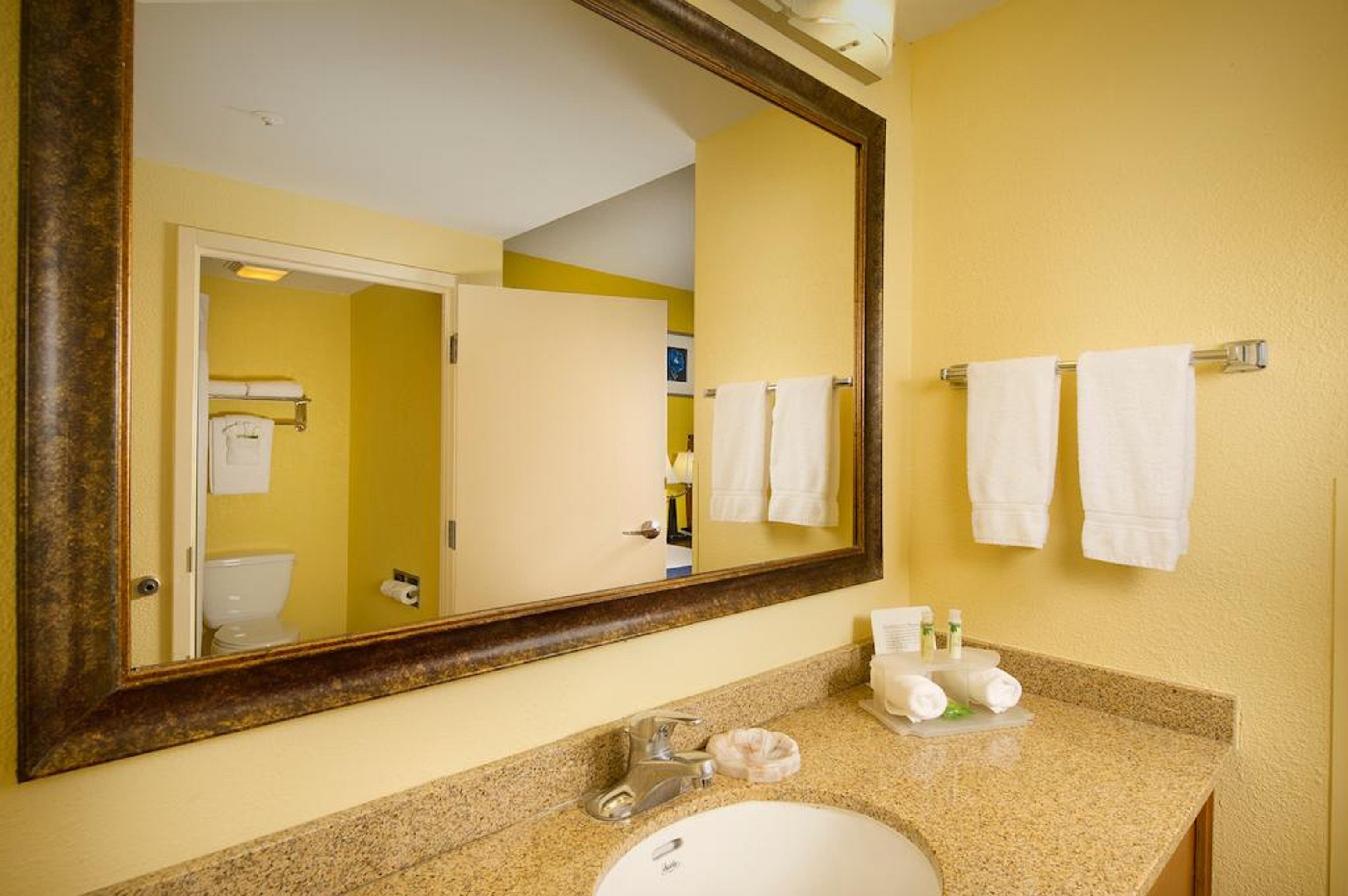 Holiday Inn Express Miami Airport Doral Area By Ihg Екстериор снимка