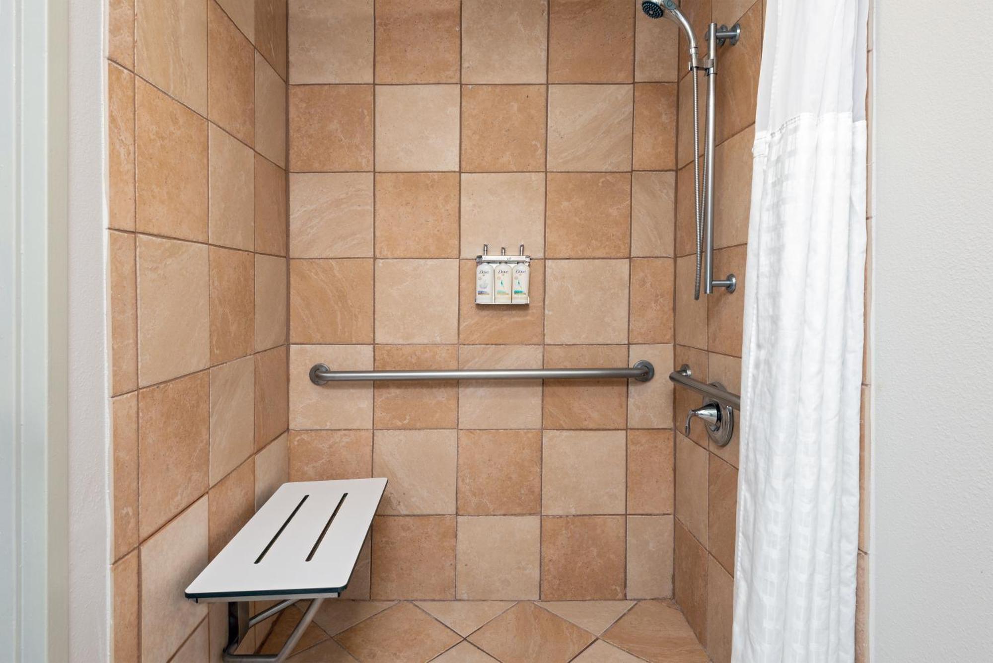 Holiday Inn Express Miami Airport Doral Area By Ihg Екстериор снимка