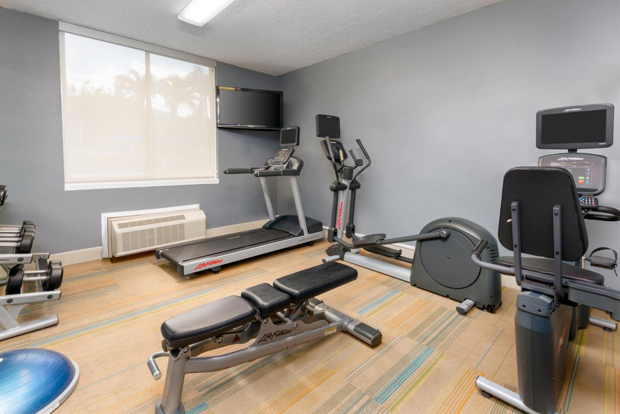 Holiday Inn Express Miami Airport Doral Area By Ihg Екстериор снимка