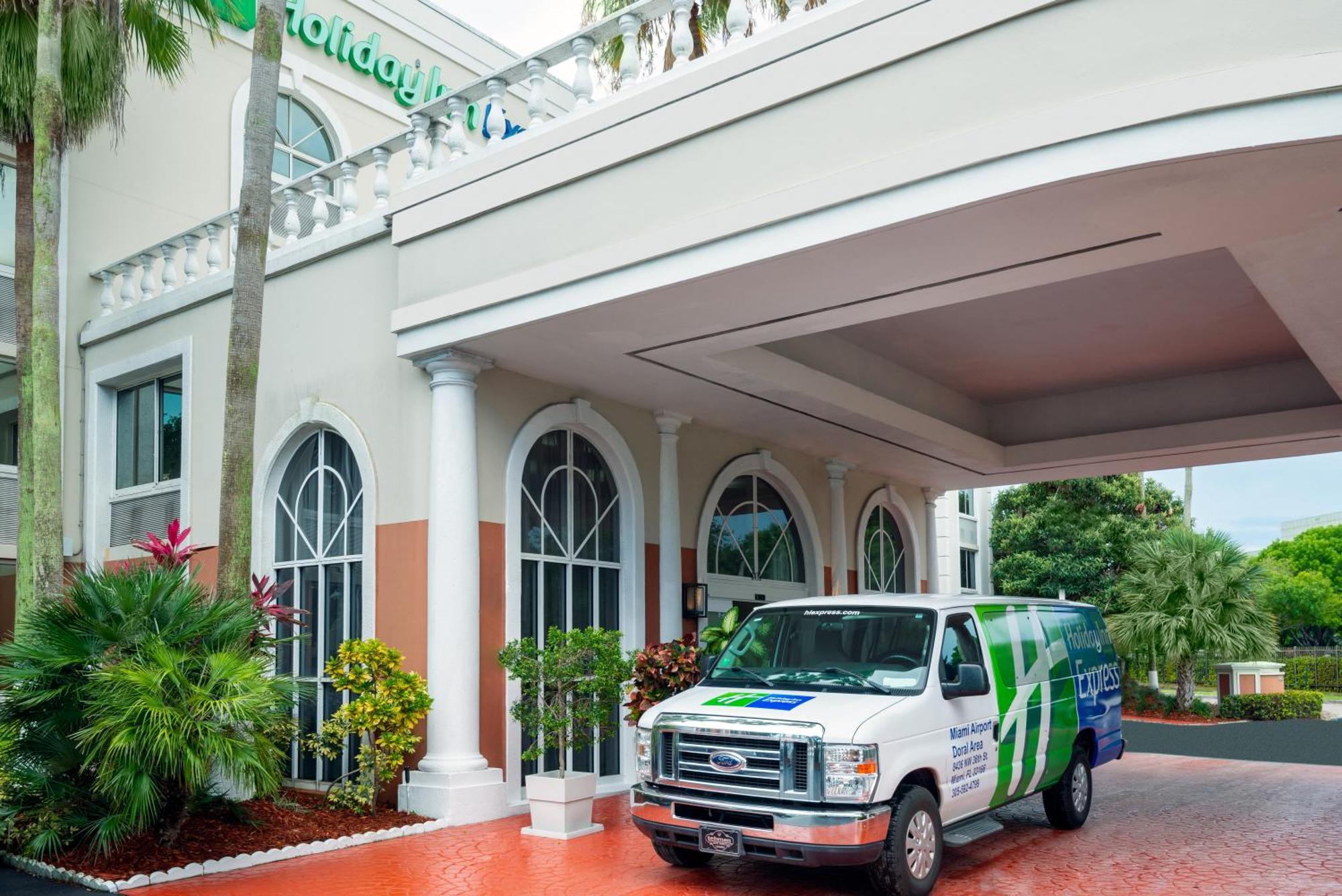 Holiday Inn Express Miami Airport Doral Area By Ihg Екстериор снимка