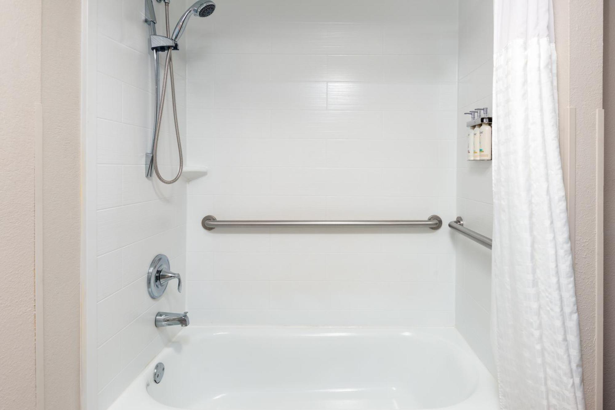 Holiday Inn Express Miami Airport Doral Area By Ihg Екстериор снимка